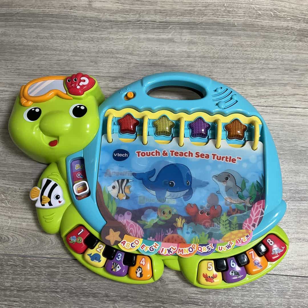 Vtech Touch and Teach Sea Turtle Interactive Learning Book Jack & Juni